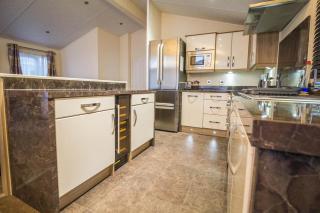Luxury Lodge At Suffolk Sands Holiday Park Ref 45009Mv - Felixstowe - 5