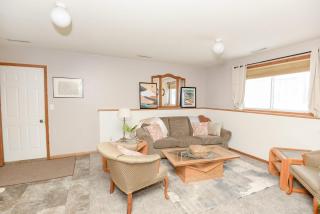 NEW Eco Chic Townhome off 25th - 3