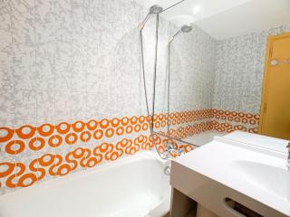 Proche commerces et pistes · Appartement lumineux avec balcon · 2 pièces pour 6 personnes - FR-1-502-503 - Tignes - 5