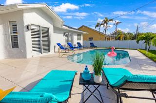 Private Pool｜Near Beach｜Fenced Yard｜Outdoor Living - 2