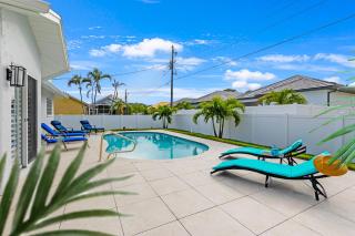 Private Pool｜Near Beach｜Fenced Yard｜Outdoor Living - 3