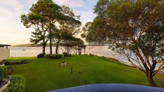 Soldiers Point Absolute Waterfront The Peninsula - 3