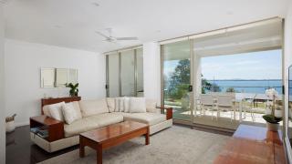 Aura 2 apartment with Spectacular Views - Shoal Bay - 7
