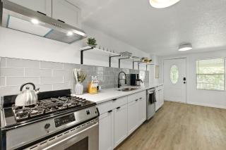 The Garden Cottage - Pet Friendly & 5 Mins to Town - St. Augustine - 3