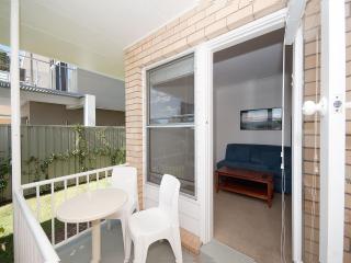 Beachside Shoal Bay Unit 2 - Nelson Bay - 2