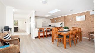Bombora Walking Distance to Fingal Beach- Farm Rd, Fingal Bay - Fingal Bay - 5