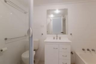 The Dunes Two bedroom apartment overlooking pool - Fingal Bay - 1