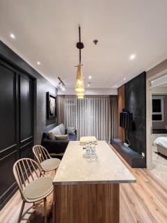R30 Apartemen Gateway Pasteur 2BR Daymentroom - Bandung - 9