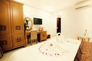 Royal Family Hotel - 9