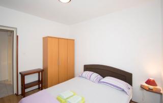 Apartman V in Premantura near the center of town - 1