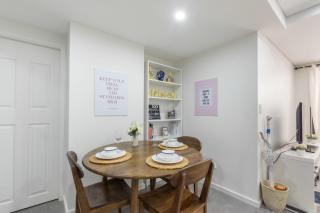 2 BD Apt with Large Courtyard near The Star Casino - 8