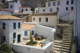 Orloff Legacy Suites Hydra - Hydra - 9