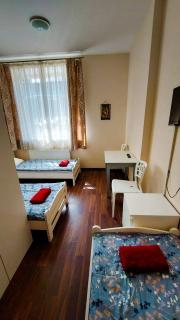 Happy Hotel - Riga - 1