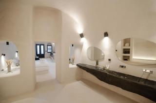 One of One - Aurelia - Oia - 5