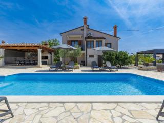 Holiday Home Sara by Interhome - Tar - 5