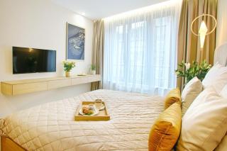 Golden Queen Apartments Old Town - Krakow - 3