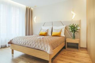Golden Queen Apartments Old Town - Krakow - 1