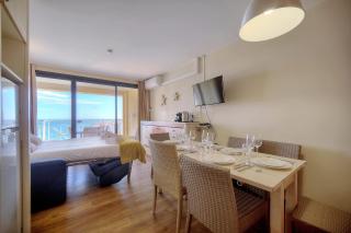 IMMOGROOM - 2BR - sea view - Swimming pool - Terrace - Parking - AC - Wifi - Cannes - 1