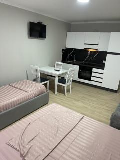 Cheap studios , 10 meters from beach - 8