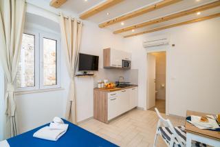 Apartment SeventySeven - Dubrovnik - 2