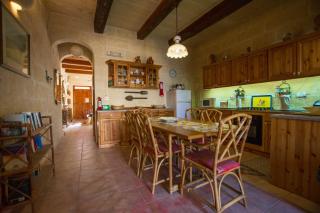 Stunning 3 bedroom Farmhouse with pool - Xagħra - 6
