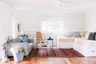 Demilune Lodge - Serene cabin with hot tub - 4