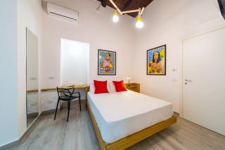 Napoli Street Art Rooms by Wonderful Italy - 6