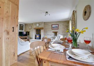 Westlands Cottage - Mickleby - 9