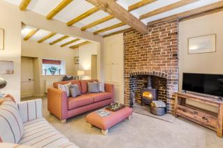 Brand Hill Cottage with Hot Tub - Loughborough - 0