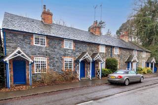 Brand Hill Cottage with Hot Tub - Loughborough - 4