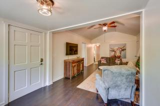 Pet-Friendly Pickens Vacation Rental with Fire Pit - Sunset - 7