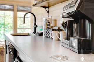 The Blackjack Oak in Treehouse Grove at Norton Creek - 2