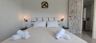 Wave Sound Apartments - Beach View - 9