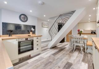 Surgery House - Staithes - 0