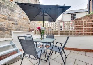 Surgery House - Staithes - 6