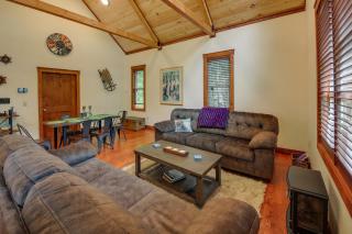 Downtown Bonners Ferry Home with Covered Porch! - Bonners Ferry - 1
