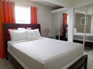 Choose To Be Happy at Brompton Estates - One and Two Bedroom with Pool - 5