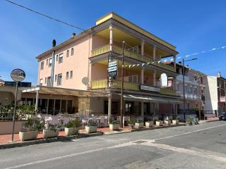 Silver rooms - La Caletta - 0