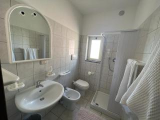 Silver rooms - La Caletta - 3