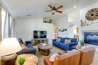 Flagstaff Home with Hot Tub and Mountain Views - Elden Pueblo - 7