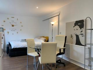 24a Studio - Londra - 1