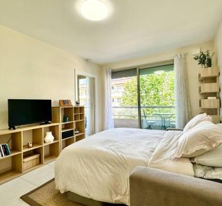 Cosy holidays - beach, bars & food at 10min walk - Antibes - 4