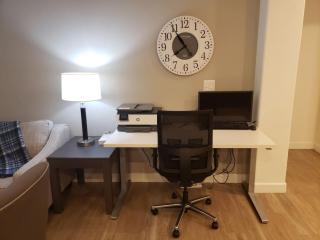 Luxury Living with Resort Amenities King bd Queens bd Sofa bd GymPoolHot Tub Fast WiFi - Draper - 5