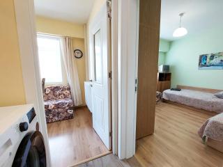 Апартамент за гости , жк. Зорница, бл.36 - 4