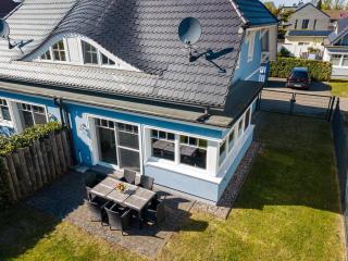 OstseeLagune Zingst, exklusive DHH, strandnah, Sauna, Kamin, 3 SZ, 2 Bäder, Glasfaser, Garten mit Südterrasse, E-Ladesäule, 2 Stellplätze, Strandkorb, Fahrradschuppen, Waschmaschine, Trockner - Zingst - 7