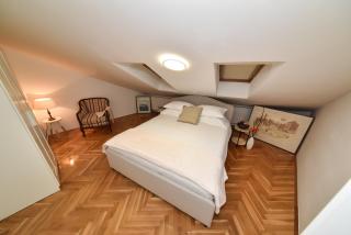 APARTMENT MEMORY - 5