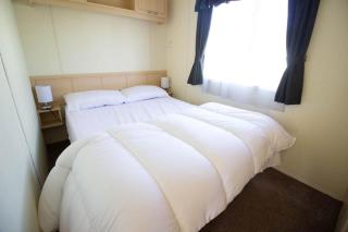 Great 8 Berth Caravan For Hire In Skegness Ref 33069F - 5
