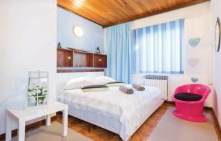 Rooms Croatia with parking, kitchen and dining area for guests - Rijeka - 8