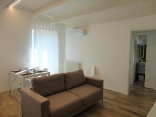 CASA MIRO' vicinissima al mare e parcheggio privato gratuito se disponibile - Pescara - 4