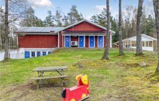 Amazing Home In Jälluntofta With Wifi - 4